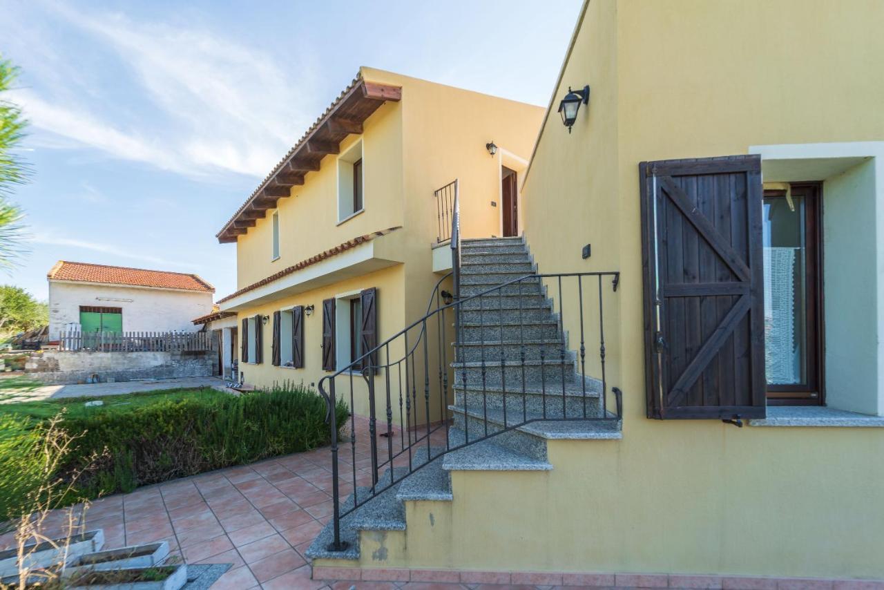 Villa Immersa Nella Natura Perfugas Exterior foto